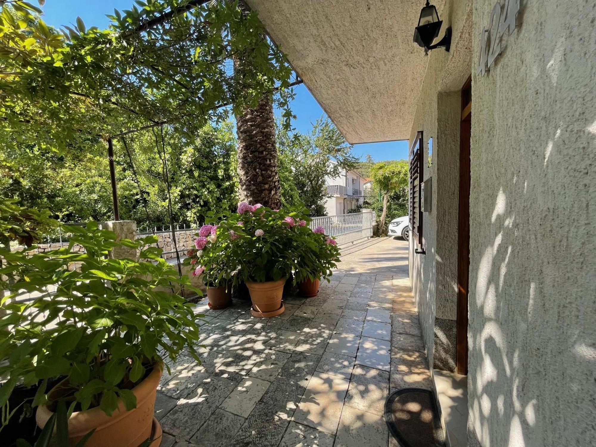 Hvar Guesthouse - Double Bedroom With Private Bathroom Jelsa (Hvar) Exterior foto