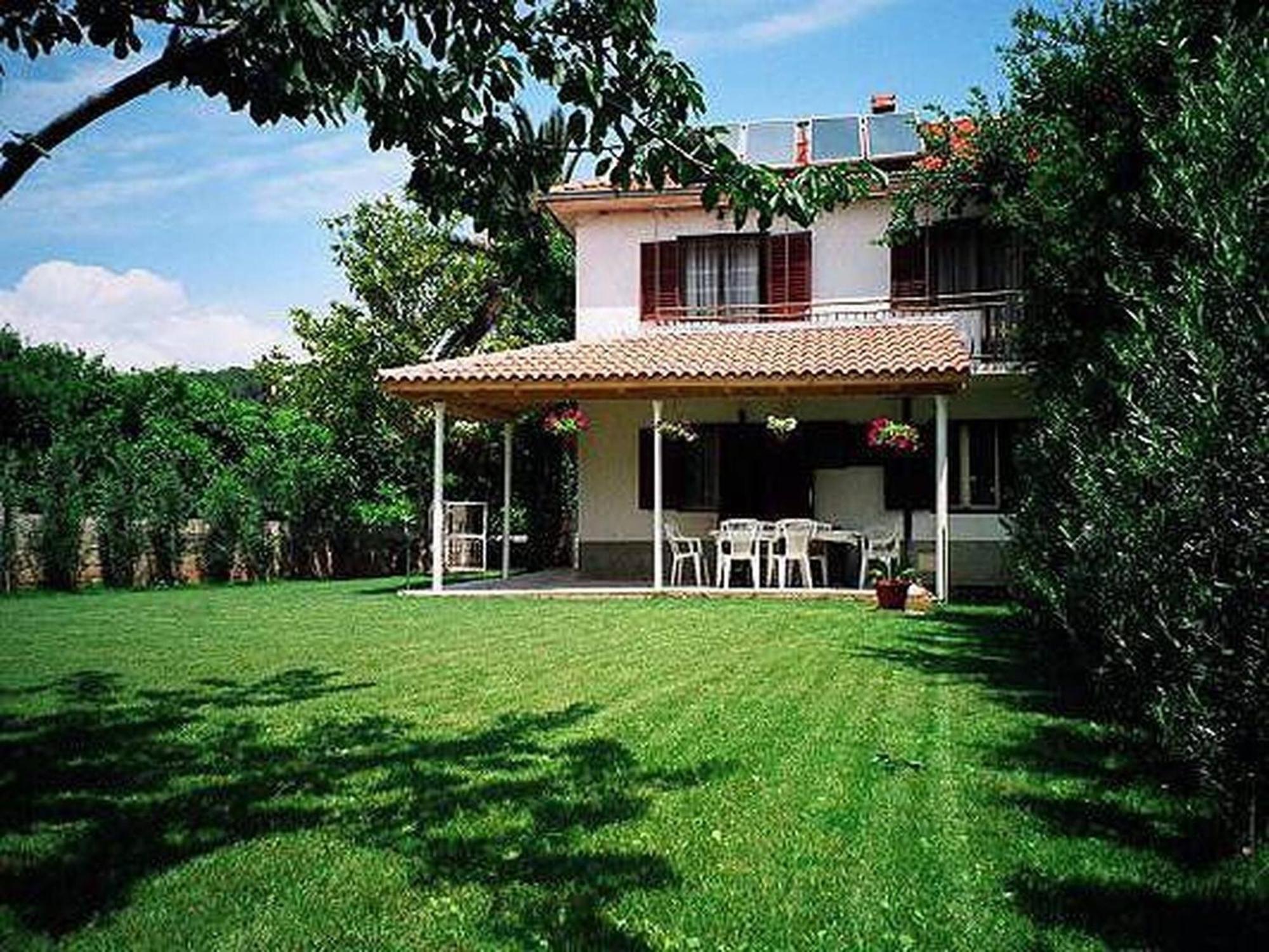 Hvar Guesthouse - Double Bedroom With Private Bathroom Jelsa (Hvar) Exterior foto